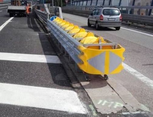 ATTENUATORI D'URTO PASSANTE DI MESTRE